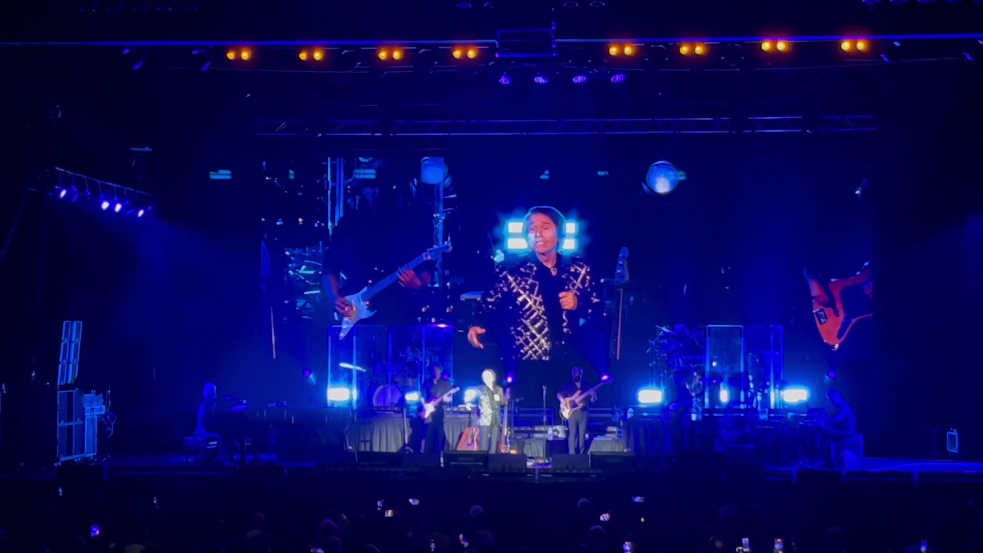Raphael's Final Act live performance from the game's music festival