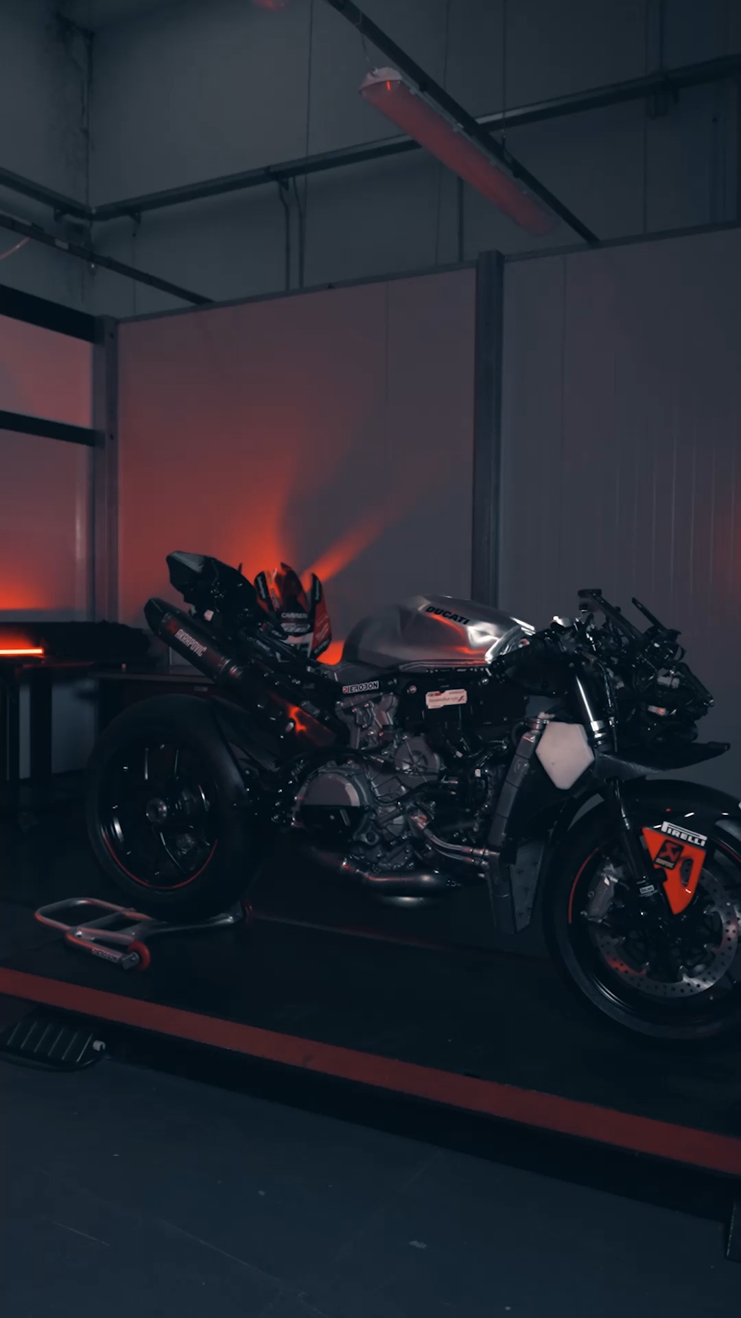 Bevor Philipp Öttl und sein Ducati-Team Feel Racing in Australien die ...