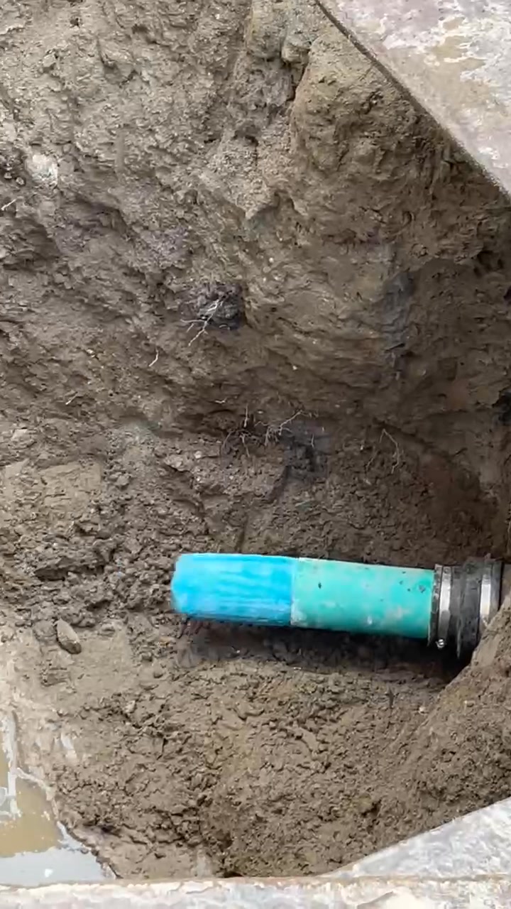 🚿 Watch NW Sewer & Drain in action! See how we install a Cured-In-Place ...