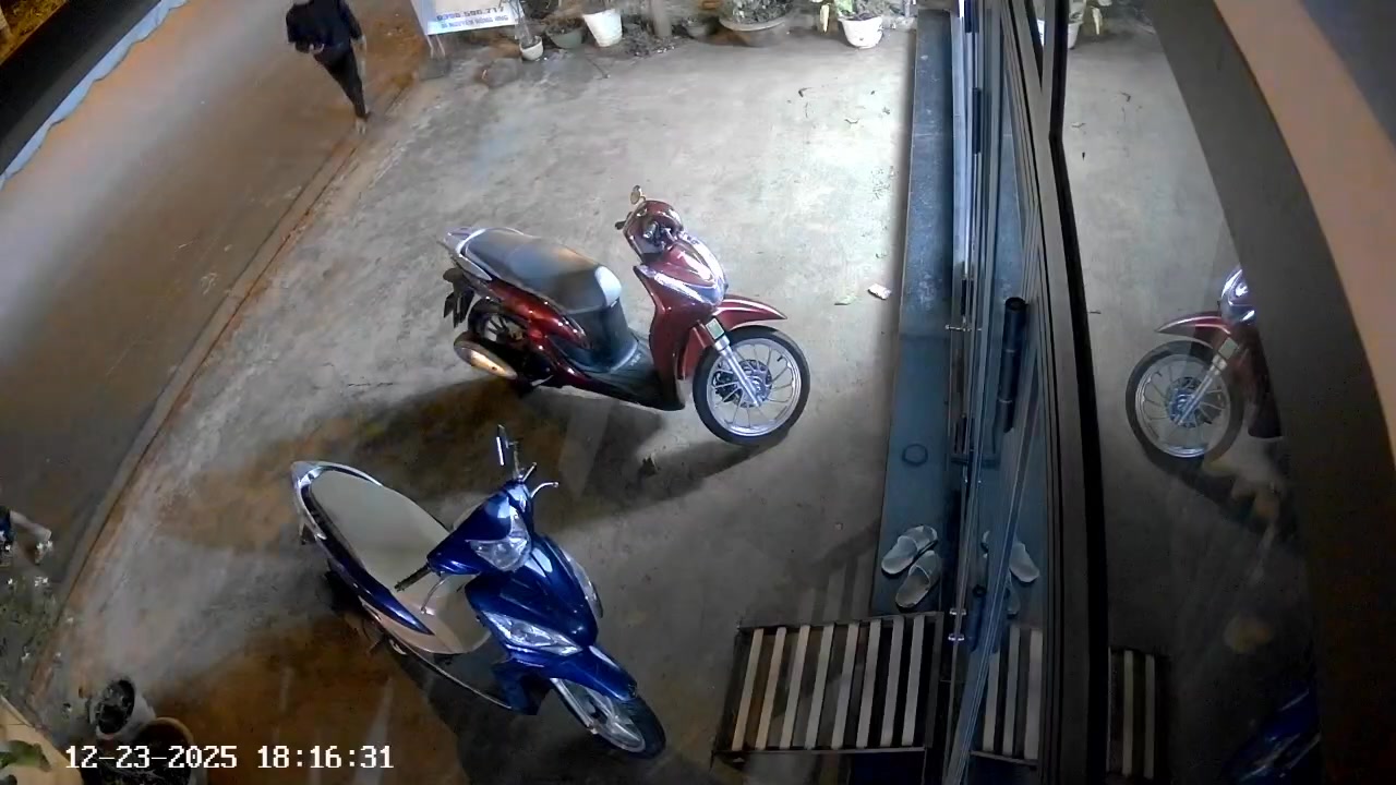 RƠI GIẤY TỜ Tối hôm qua tầm 18h tôi có làm rơi ví giấy tờ xe oto 29 chỗ ...