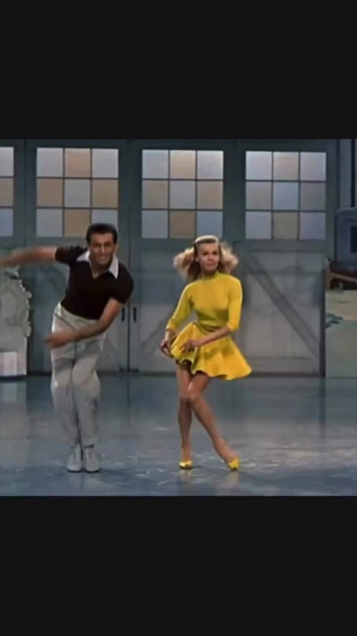 white christmas yellow dress dance ❄️ 📽️ Vera Ellen & John Brascia (1954) Amazon.com: Howenlthy Womens Princess Grouped Size Filter_Kids::6 - 9 M Abraham Silk Satin Colors:Turquoise 717