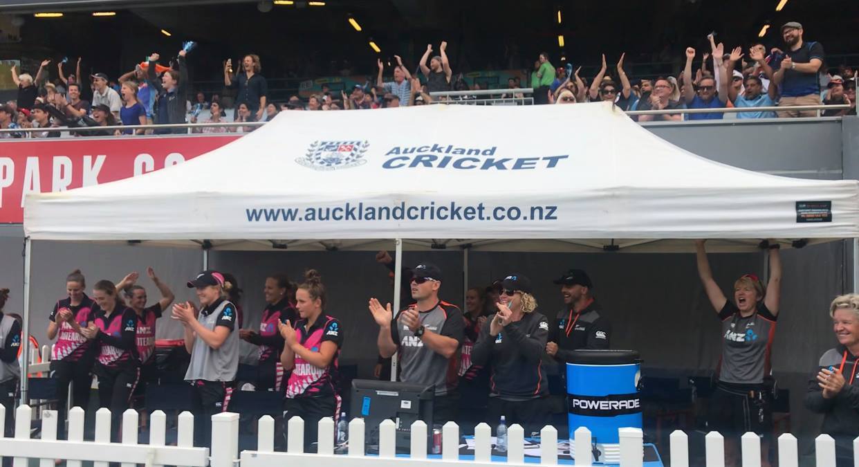 White Ferns - 👀 DUGOUT VIEW 👀 Watch the reactions when... | Facebook