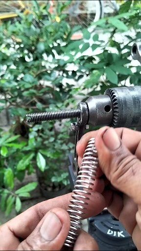 An easy way to make your own springs with very simple tools. # ...