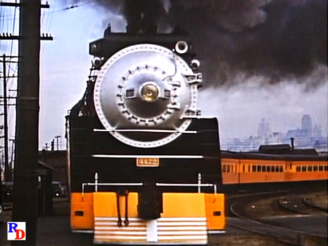Southern Pacific GS class locomotives are ready for action on the ...