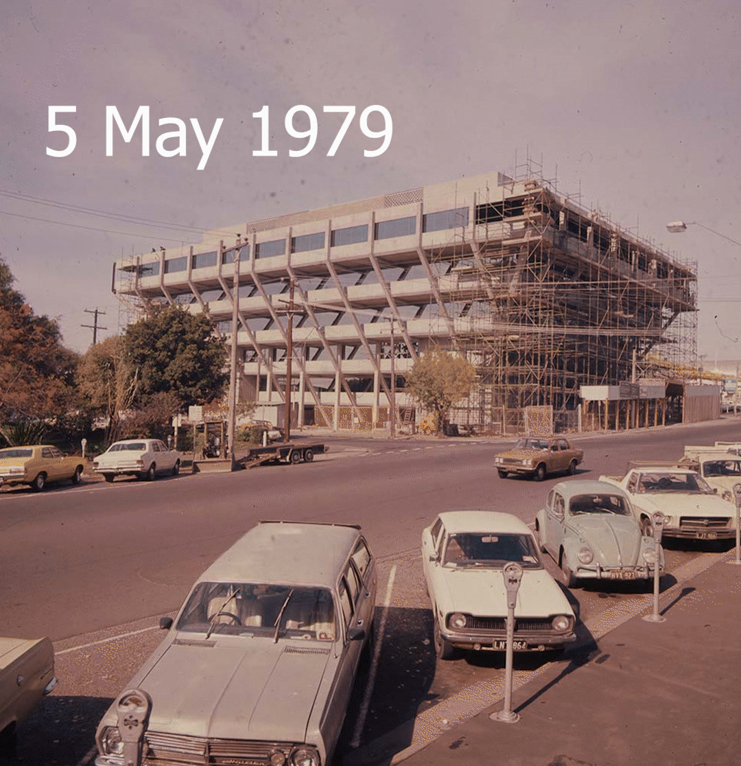 #waybackwednesday Today the 'upside-down building' turns 42 years old ...