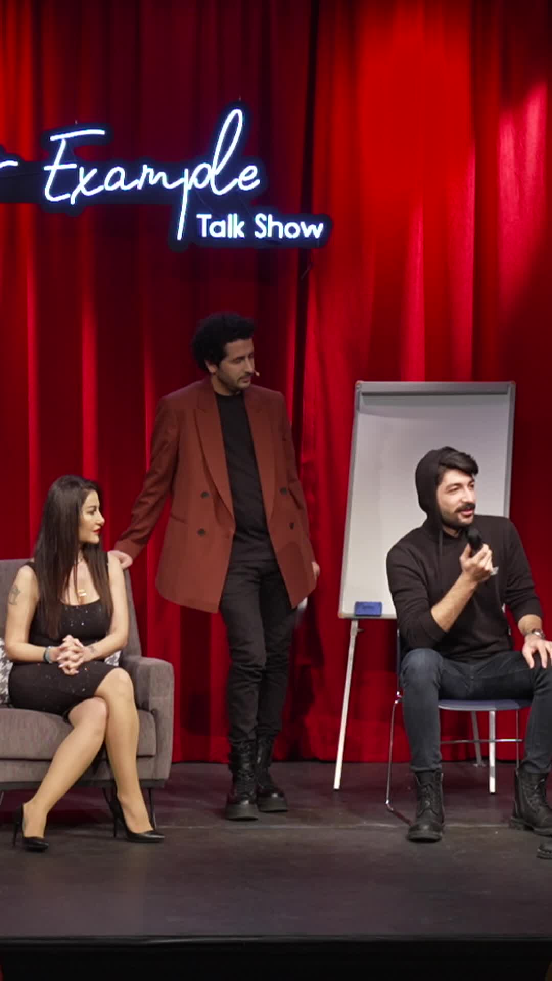 Çeviri Sitesi Olmadığını Biliyorum - 4 Example Talk Show | 4 Example