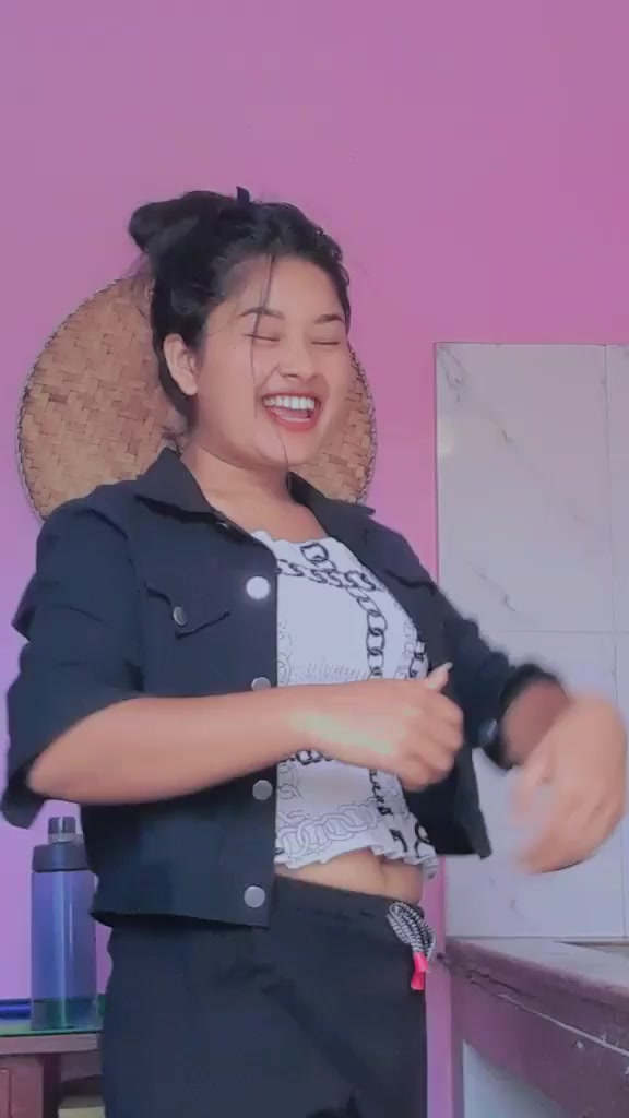 #Nepali queen # Nepali viral video #nepali tik tok video # Nepali @Instagram reels | नेपाली