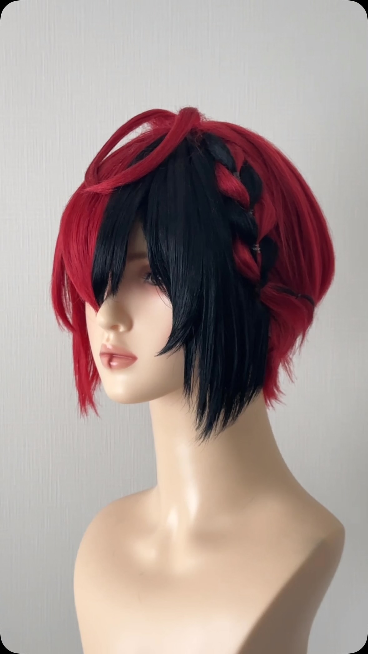 コスプレ専用ウィッグオーダー お見積もりは公式ラインから