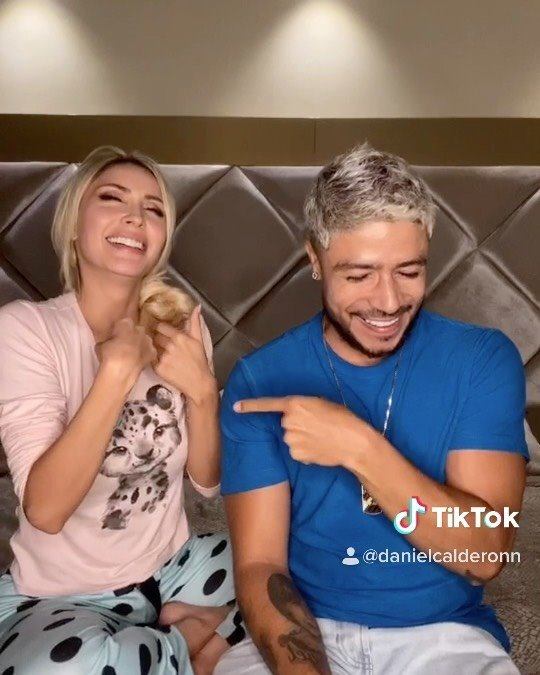 preguntaspareja descúbrale la cara al mentiroso 🤣 .. anita_beleno