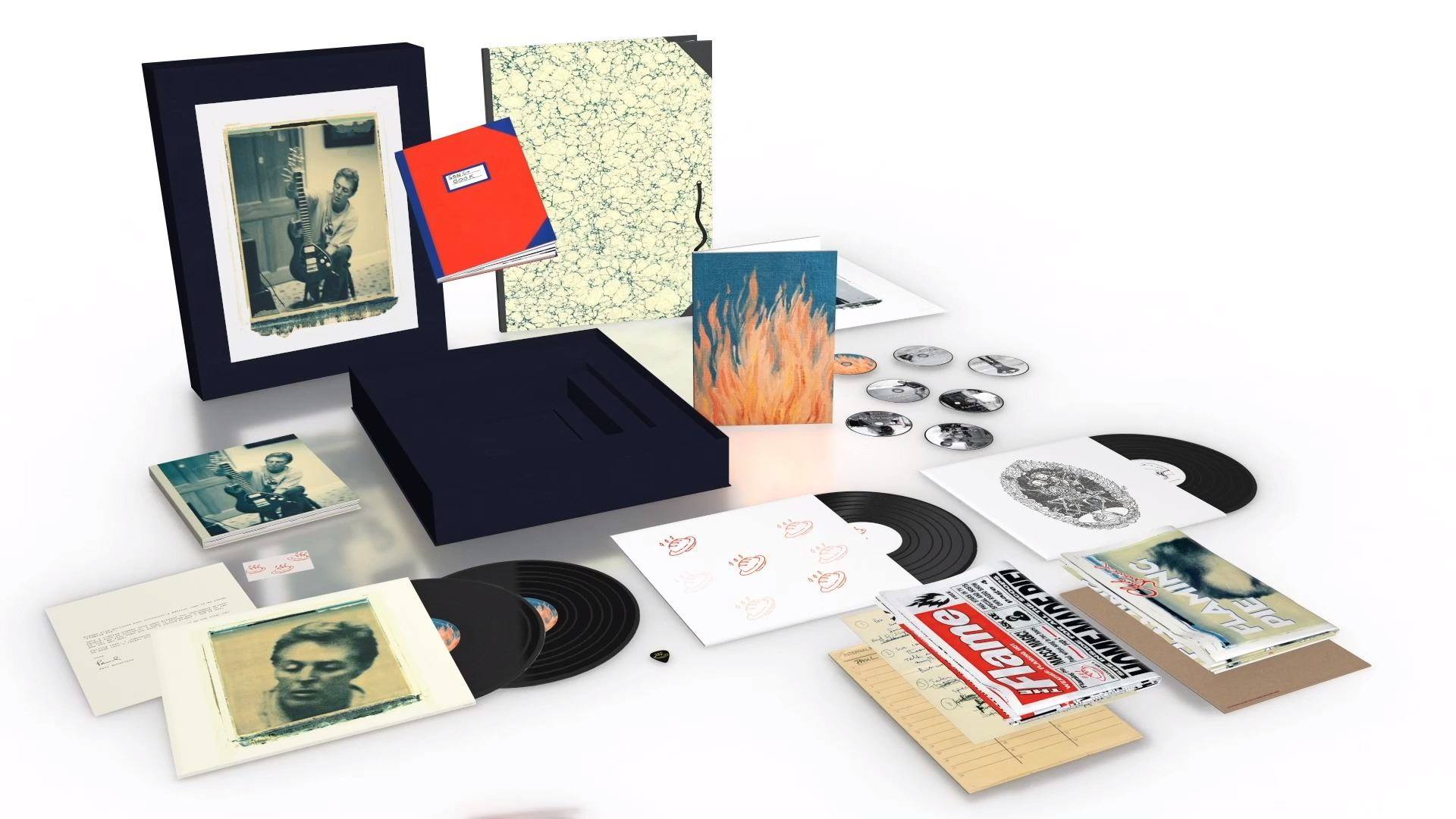 Unboxing of the extremely heavy Paul McCartney Collector