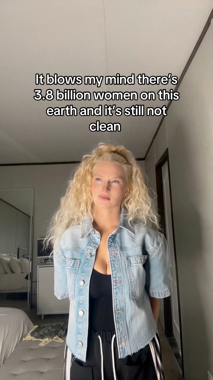 Wait a minute 🤣 #funny #women | shekinah_star13 | Facebook