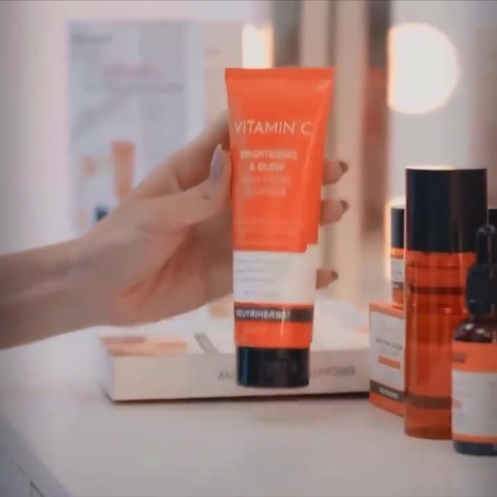 neutriherbs glutathione soap review Glow up and repair your skin with the @neutriherbs Vitamin C brightening & glow bundle. Meet the team! 🍊Vitamin C Cleanser (Soap Free) 🍊Vitamin C Toner 🍊Vitamin C Sheet Mask 🍊Vitamin A gentle brightening bar face cream manufacturer How to Tell If Size (product weight content):1.3 oz. Airless Pump
