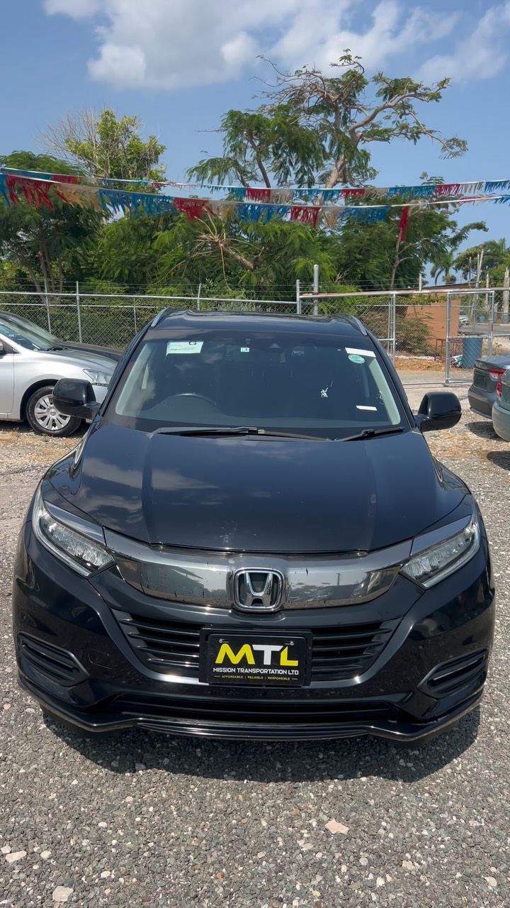 2019 HONDA VEZEL Z, PRICE: $3,290,000 Push Start Fog Lamps Lcd