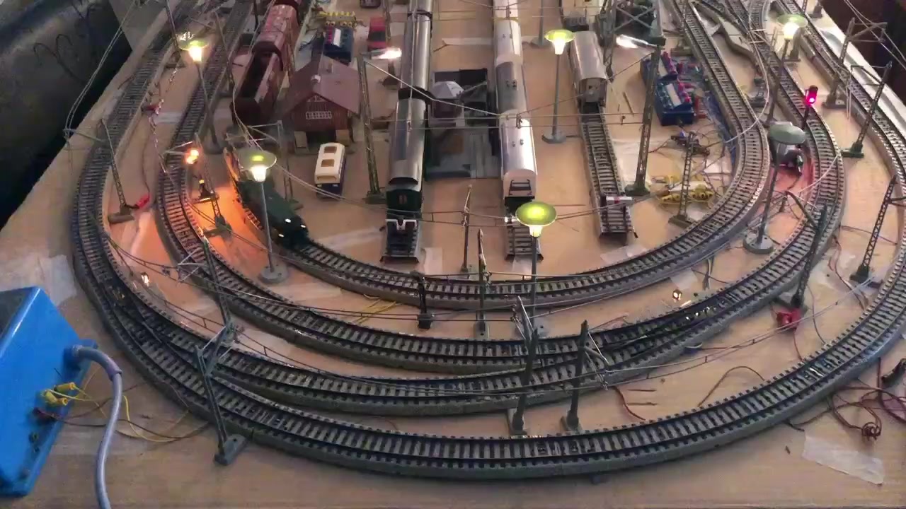When to use 5100 and 5206 tracks in Marklin design?
