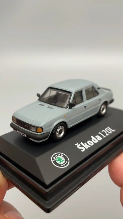 1:72 Skoda 120L model car by ABREX - simply small cars #skoda