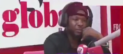Mimi lazima niogeshwe , siwezi kuoga peke yangu,video vixen Aisha ...