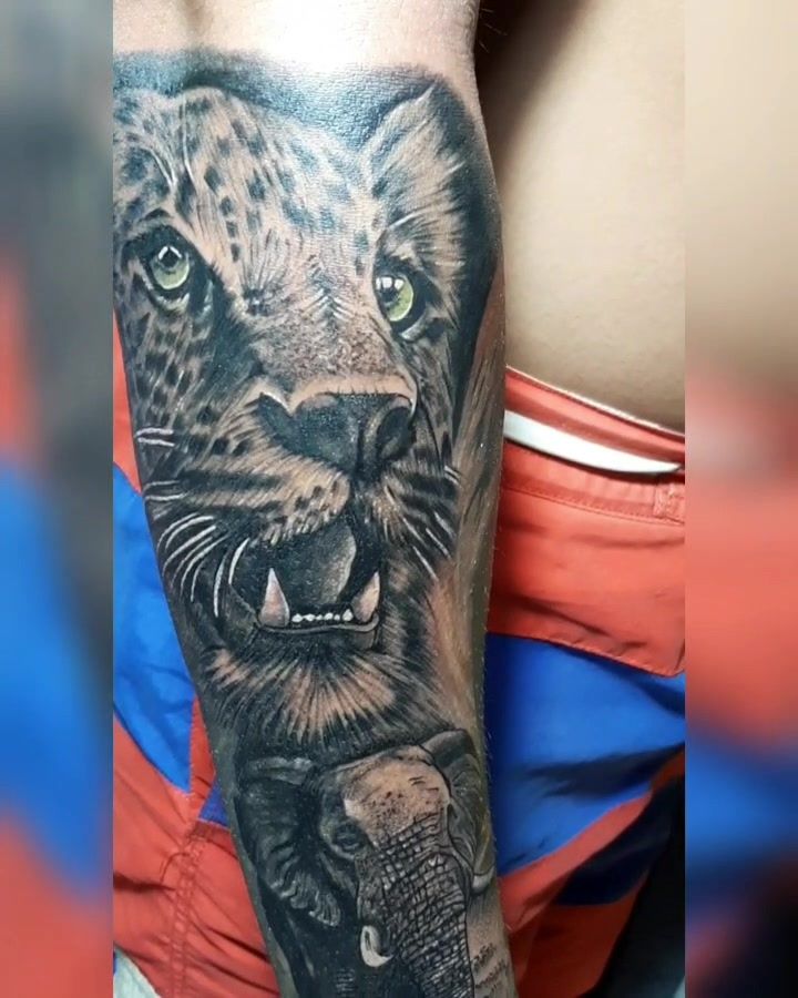 Continuation of James' safari themed sleeve. Thanks for sitting