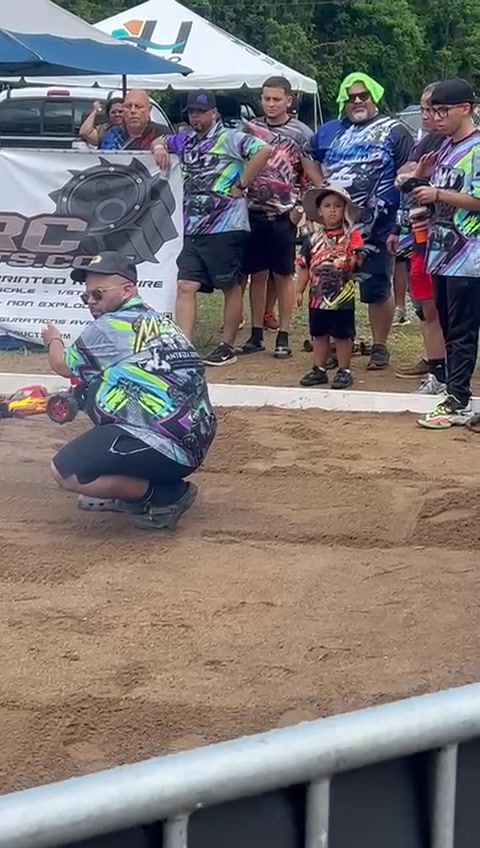 MATEO RACING APOYANDO A SUS PANAS AMIGOS TEAM M/T RACING DIMELO Carlos ...