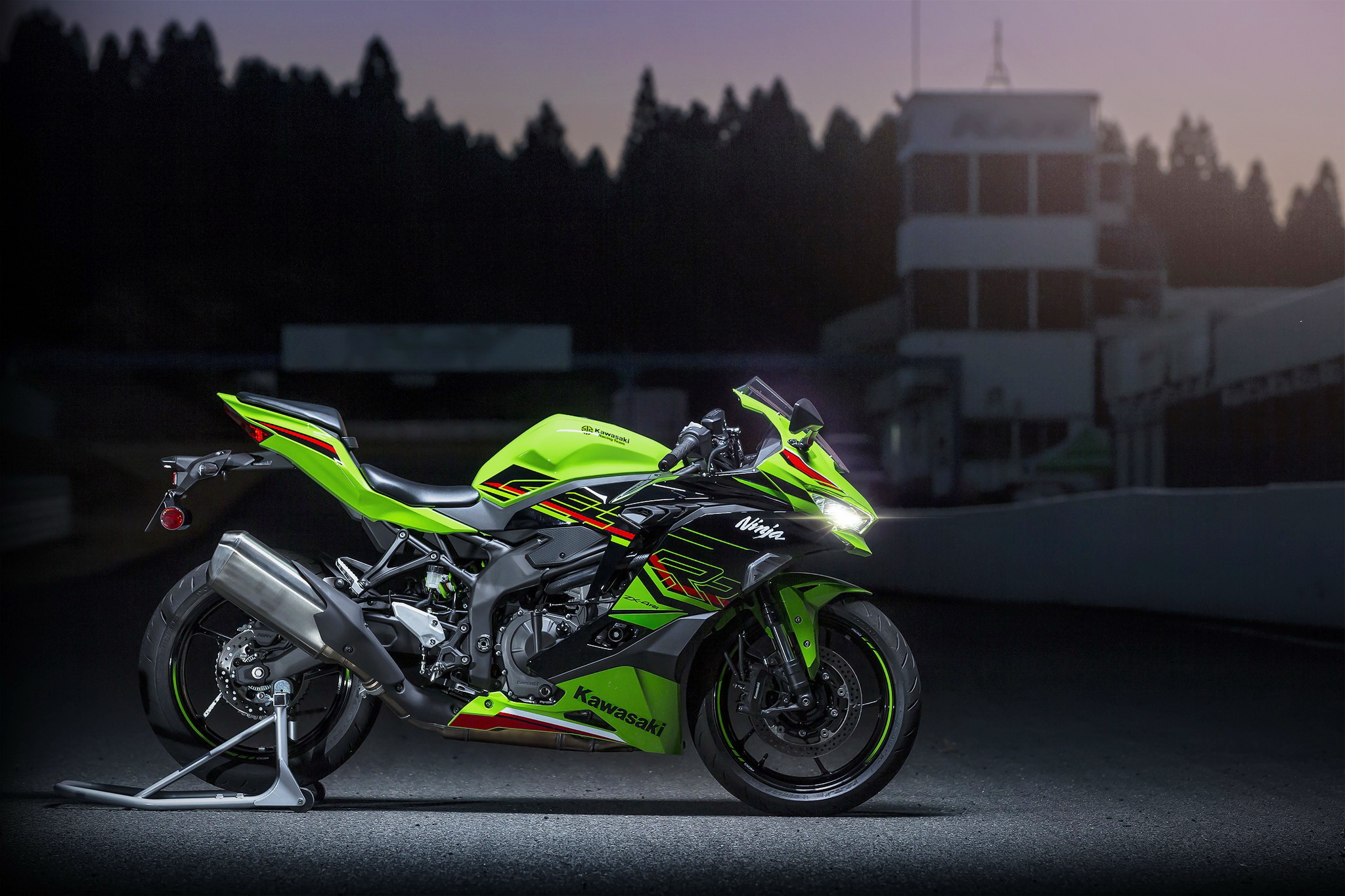 2024年KAWASAKI ZX-4RR 黃牌四缸車台灣正式售價NT:48.8萬元#馬力80Ps