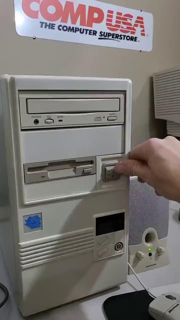 Classic tech: booting up an old school (mid-90s) computer.