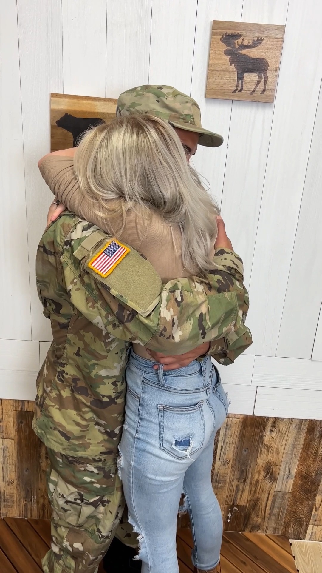 He had her in tears! Military man comes home early for his wife's ...