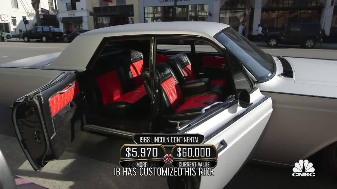 ANSWER: Lincoln Continental specifically #JbSmoove's 