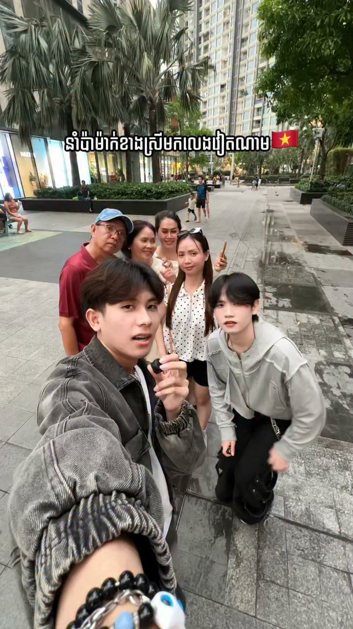 Hello Vietnam 🇻🇳 #vitfii redBus Cambodia