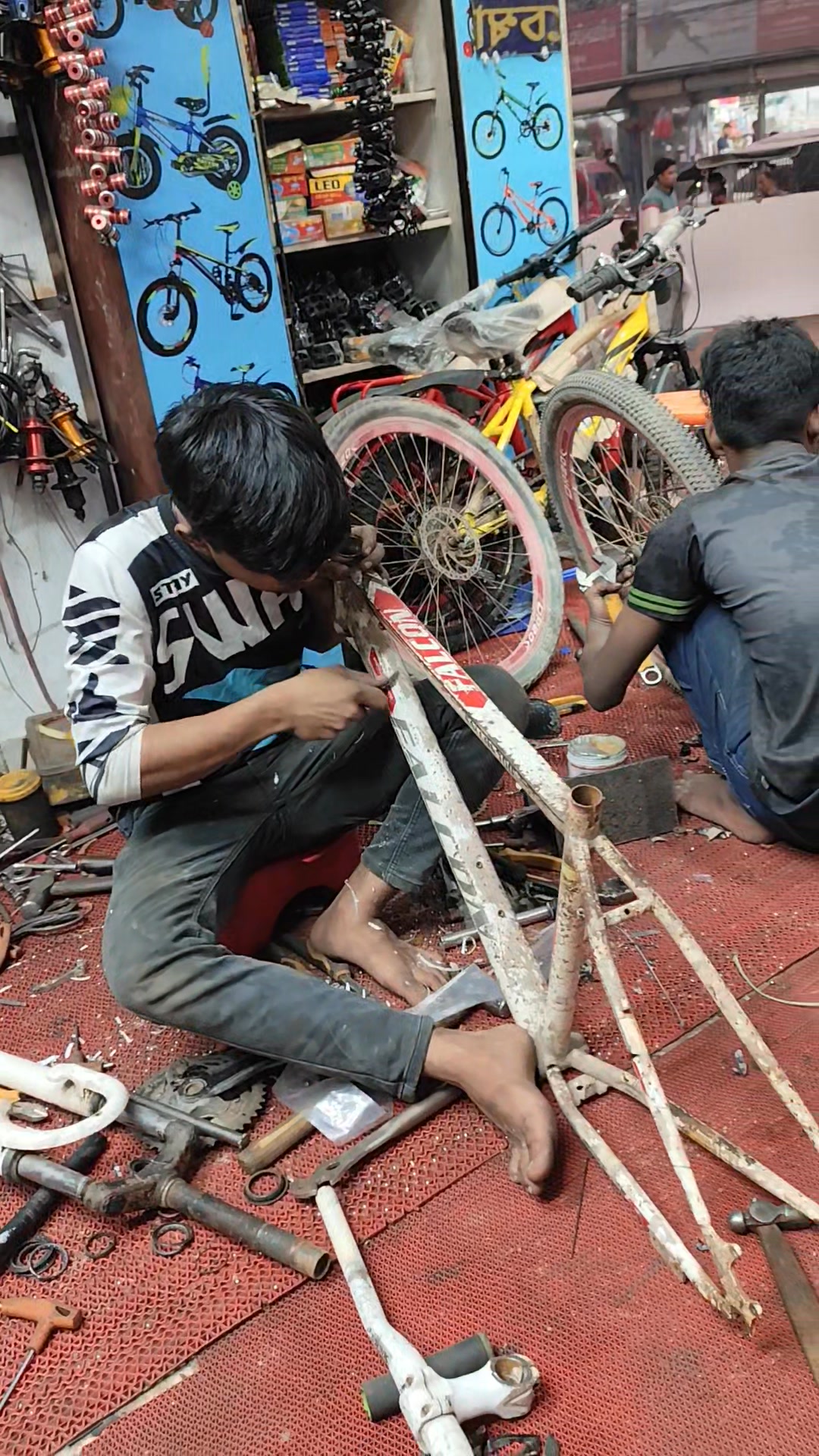 Ma Cycle Store and Servicing Center 506, Ornar Shahjahan Tower, Shah ...