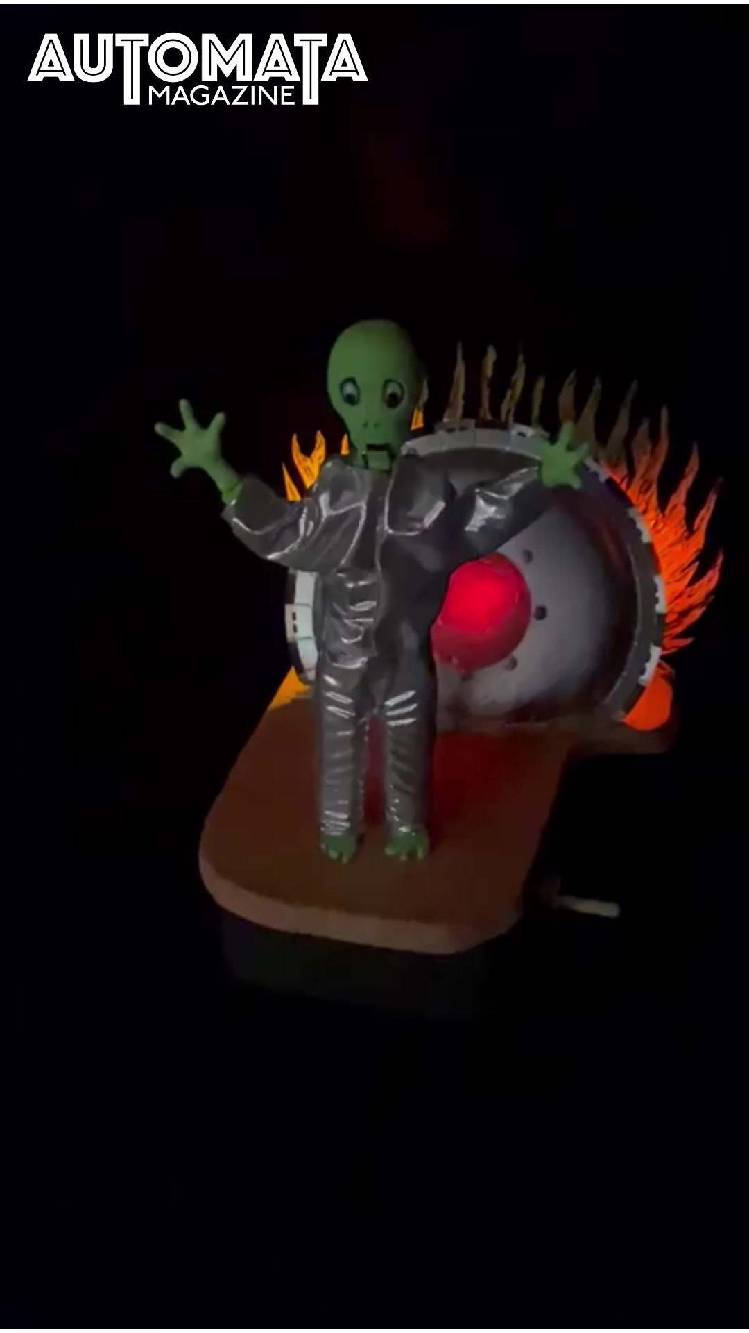 We're five year's old! Here's @Don Saunders crashed alien automata ...