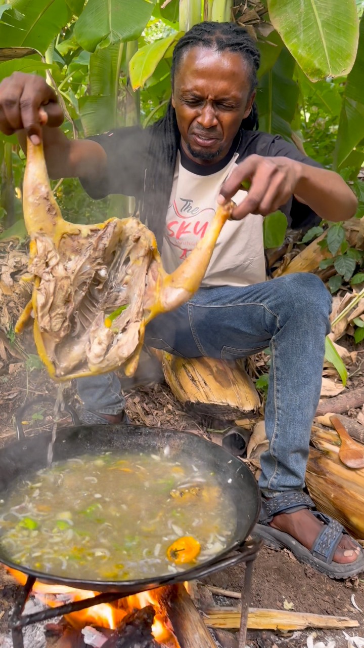 Cooking in the forest | Musa Herry | Facebook