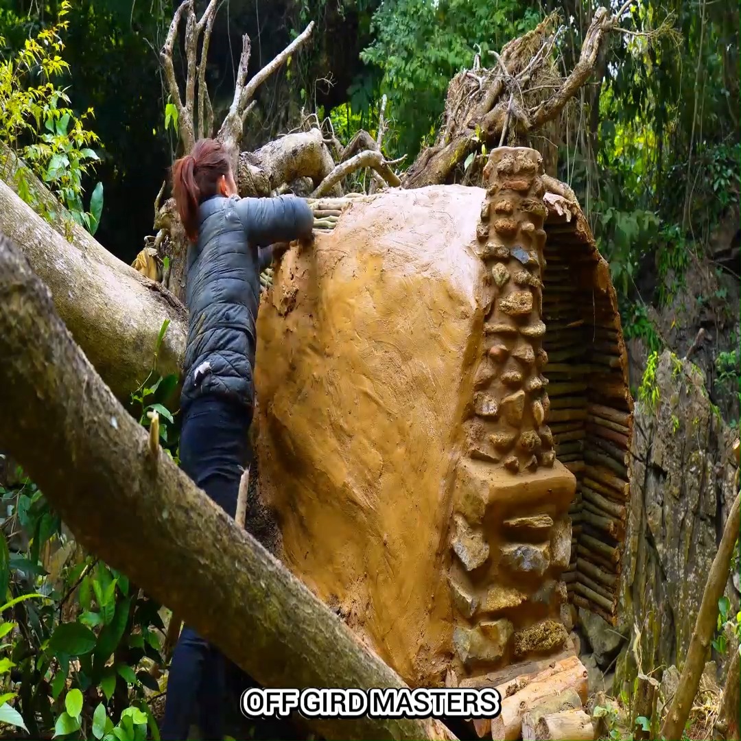 Building a Secret Dugout Shelter Inside a Hollow Tree #offgrid # ...