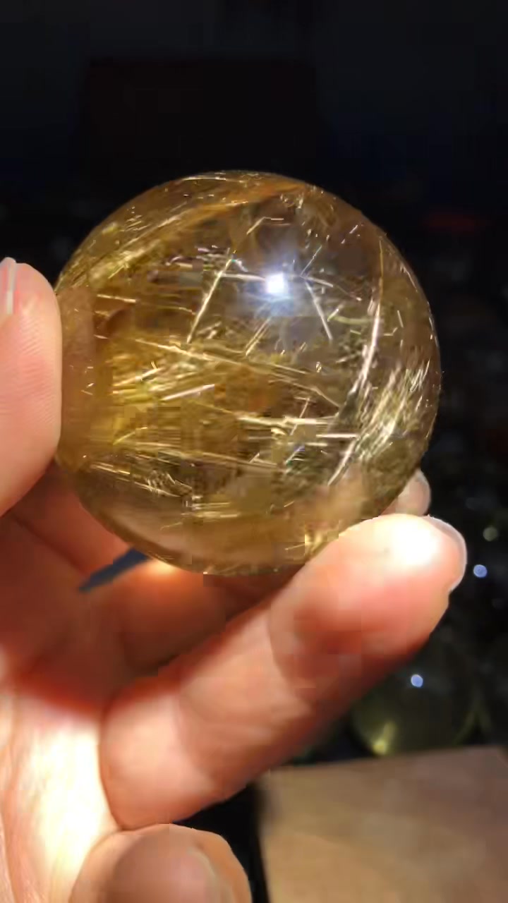 4.8cm，155g | 方家水晶球工厂| Facebook