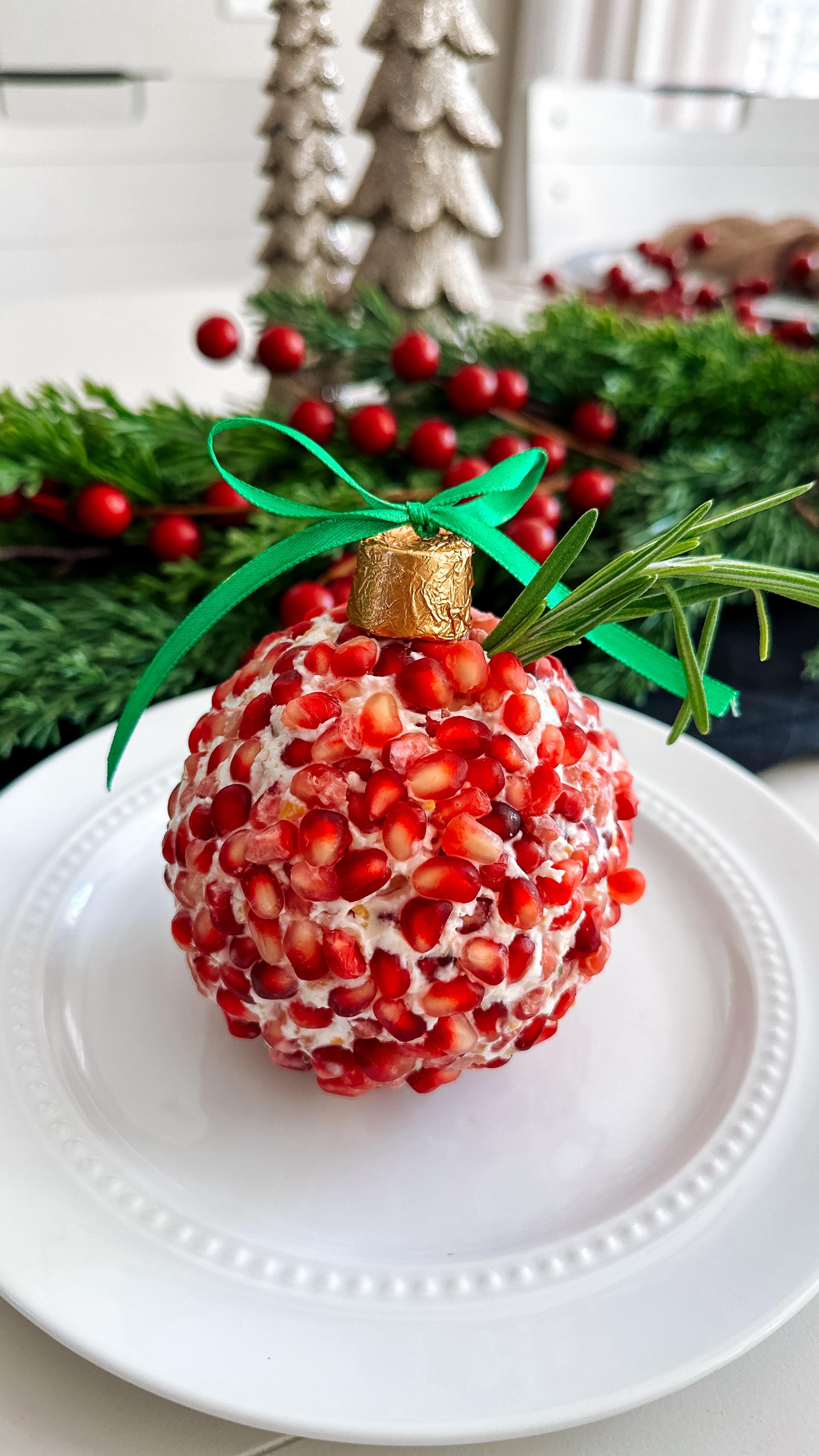 🎄 Save & Share for Holiday Hosting! Looking for an original holiday ...