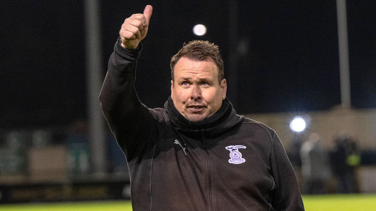 🗣️ Head Coach Scott Kellacher gives his thoughts following this evening ...