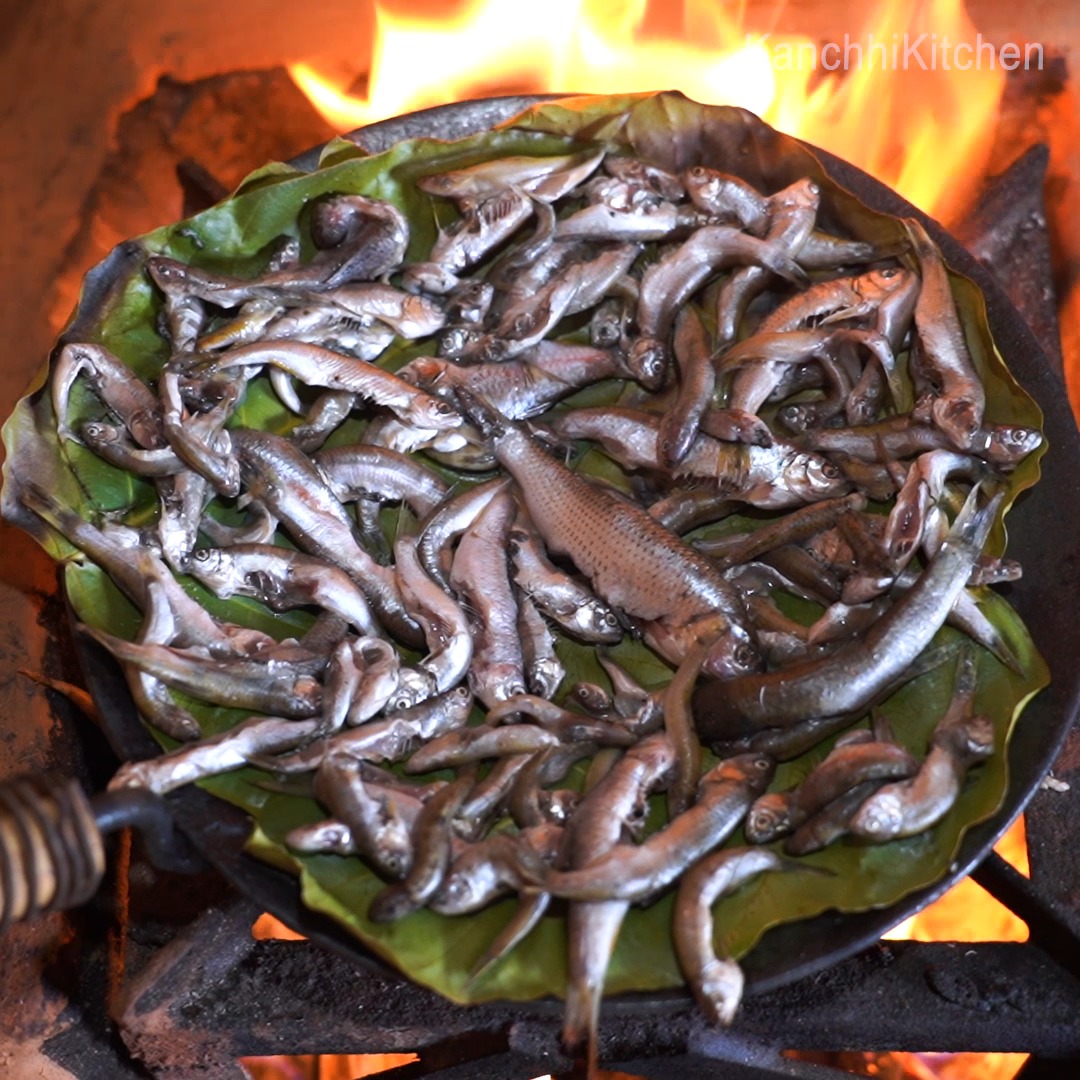 Fish Curry Cooking in Traditional Nepali Style! #village #cooking #food ...