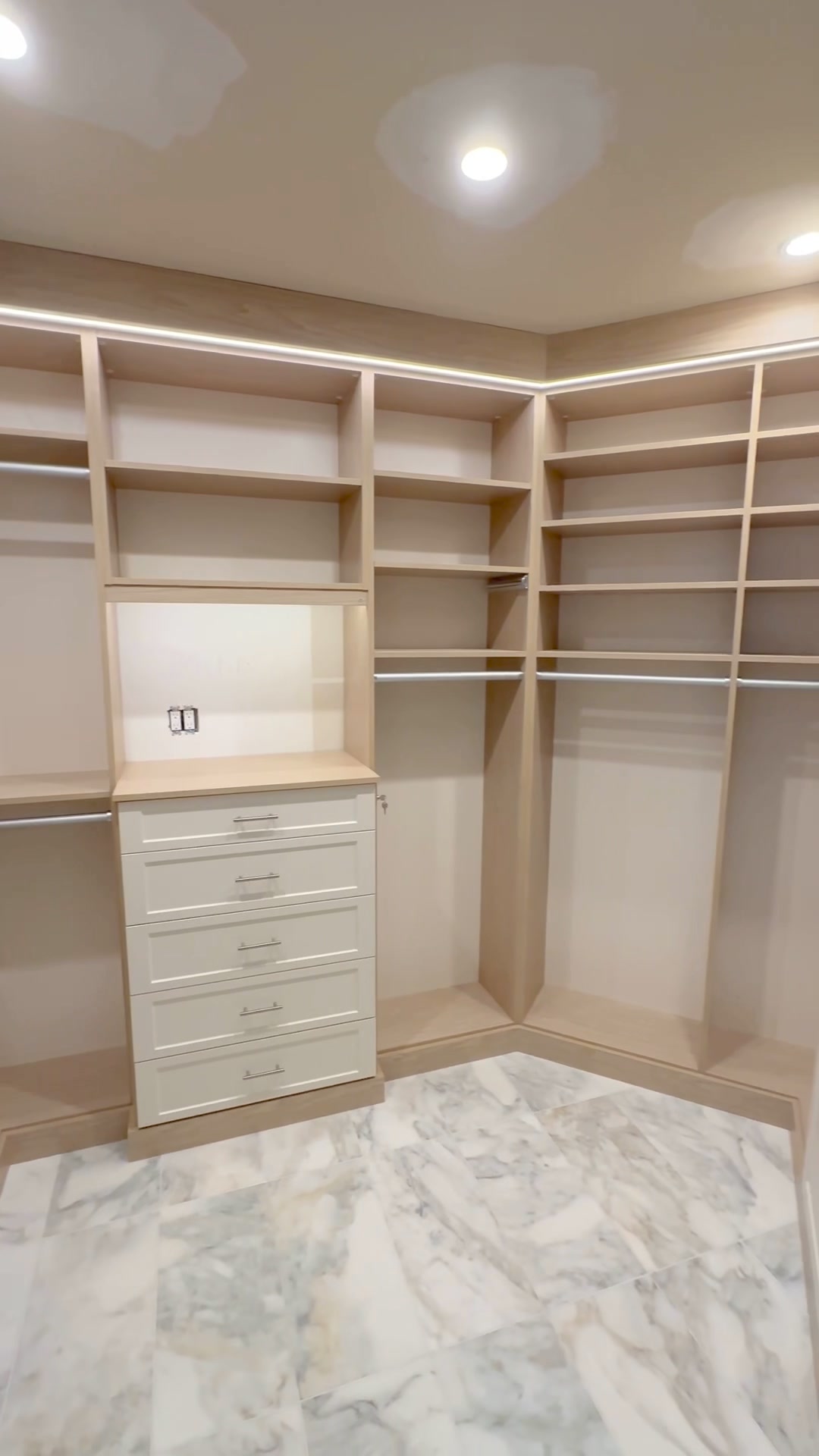 Gulfcoast Closets & Design
