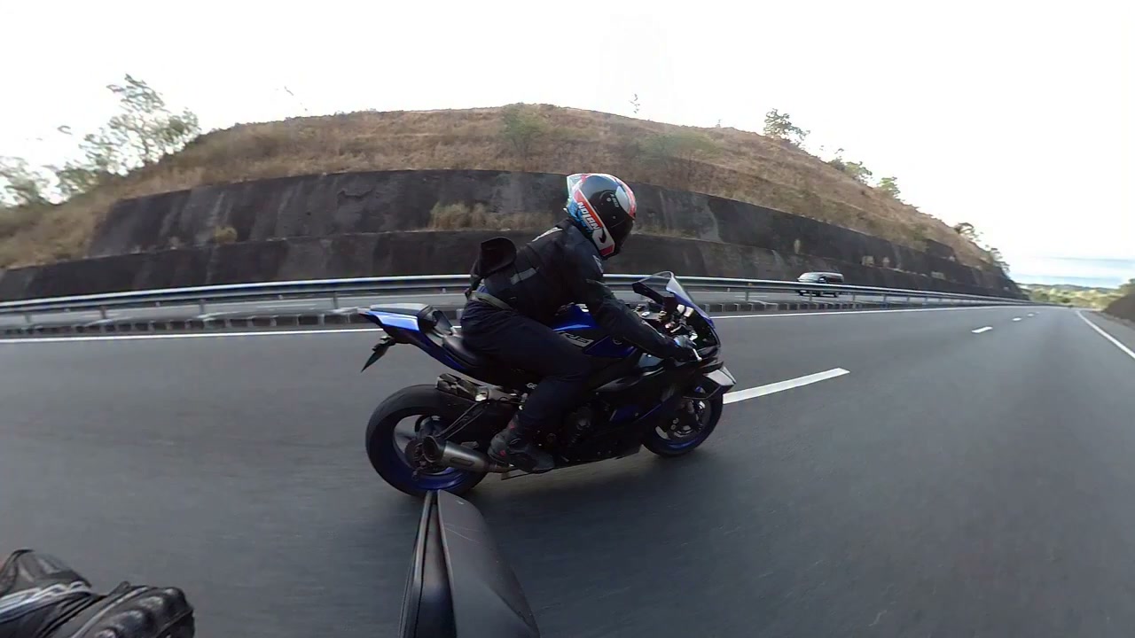 KAWASAKI NINJA ZX6R 🆚 YAMAHA YZF-R6 | WHO WIN? #kawasaki