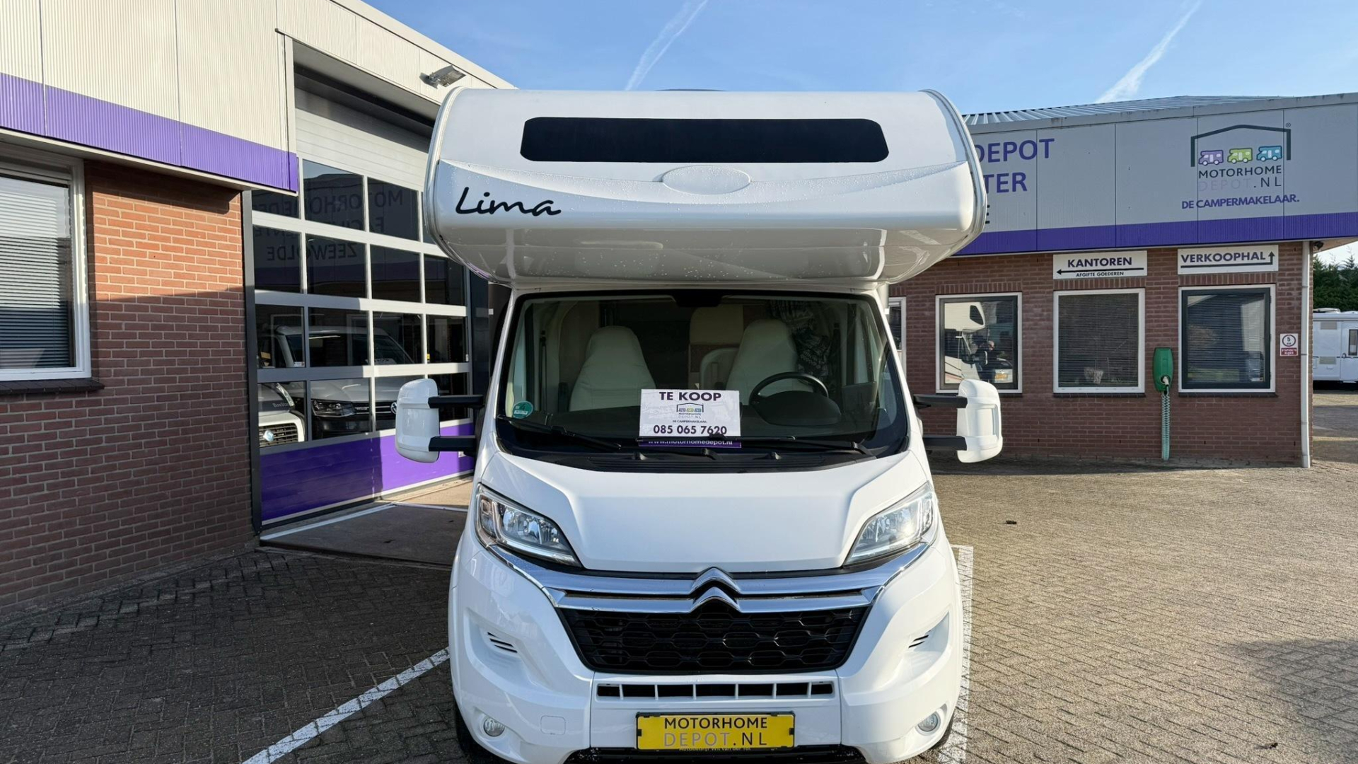 P.L.A. Camper Alkoof camper Lima 2017 www.motorhomedepot.nl | Motorhome ...