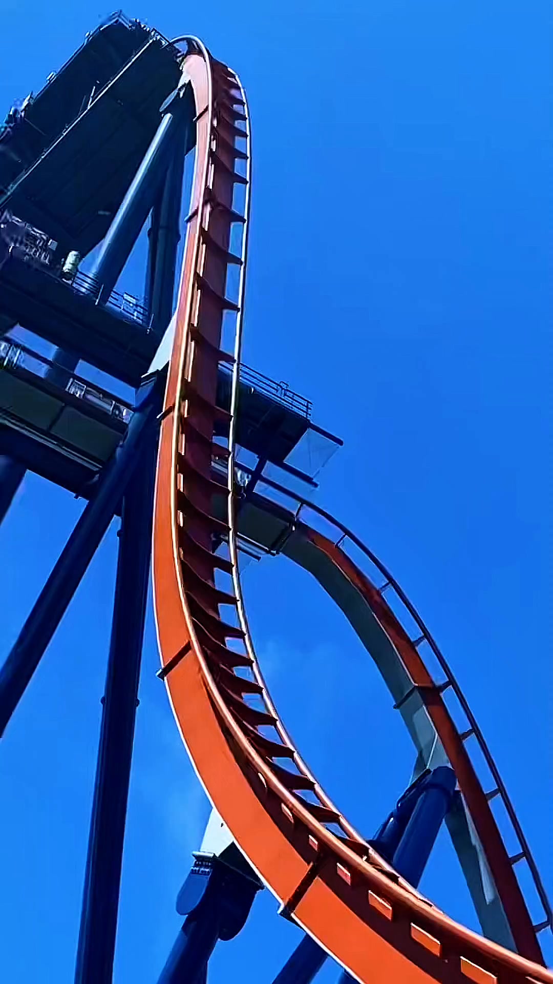 Cedar Point Valravn First Drop 🤩 #rollercoaster #ThrillingRides # ...