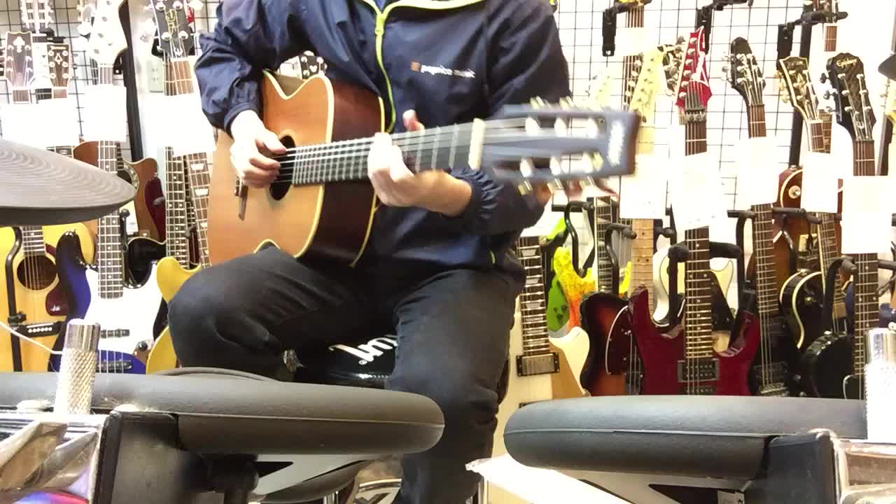 YAMAHA 