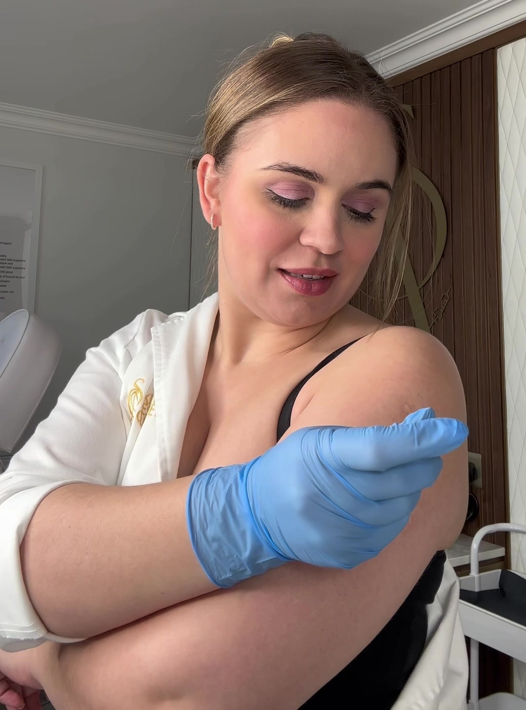 how often can i give myself a b12 injection to yourself prescribed shot! Needs: Syringe Needle B12 vial Alcohol wipe What Is the Effective research-compound Amount:10MG