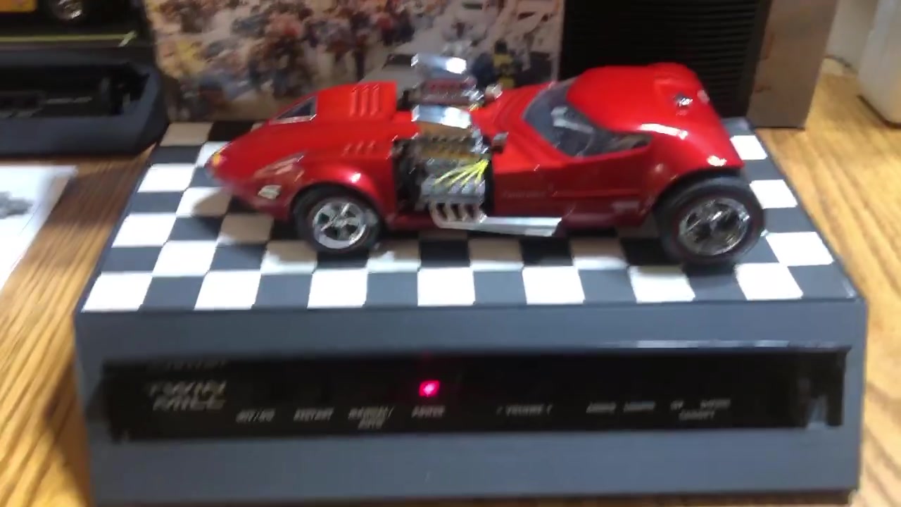Hot Wheels 'Legends to Life' Twin Mill scale 1:24