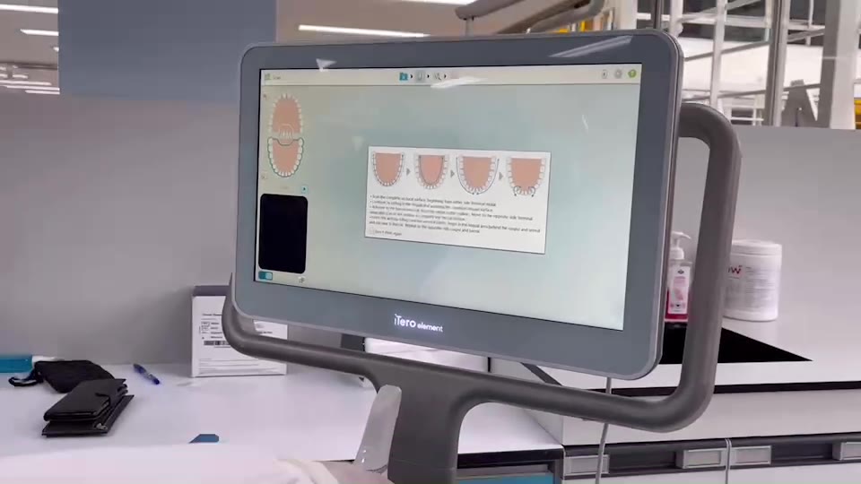 Consultation and scanning of Invisalign case 🥰🥰🥰 เก็บภาพบรรยากาศขณะตรวจ ...