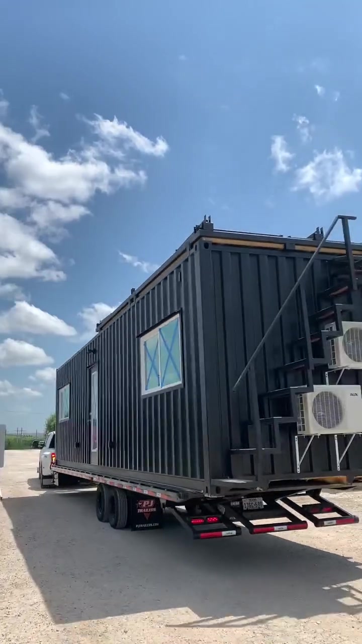 Customized and shipping containers for sale | Miami FL