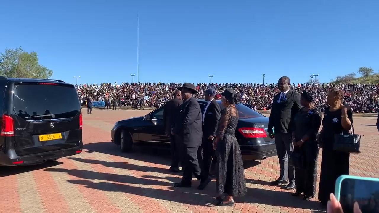 yeya oku thindikila omukokoli presitend kegumbo lye lyahugunina ...