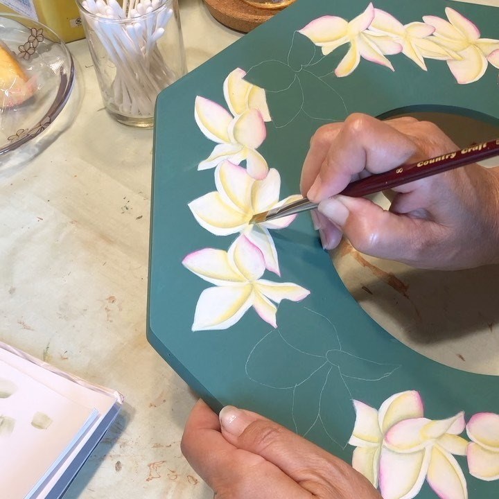 ハワイアントールペイントレッスン🎨 ☆ プルメリアの八角ミラー