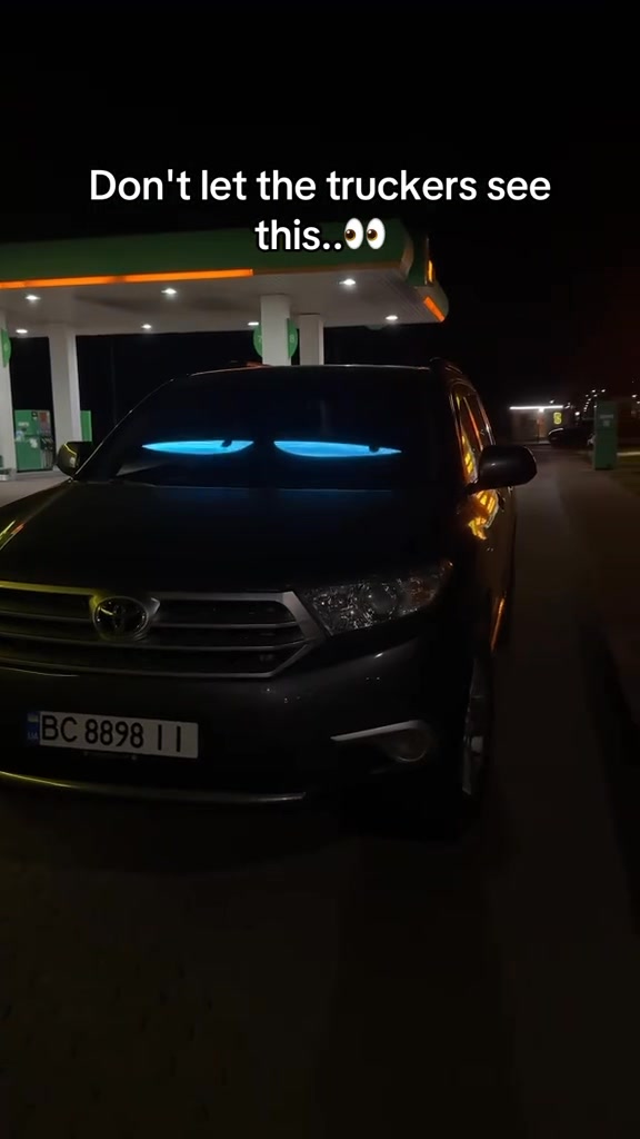 Eyes Light Pour Voiture - Écran LED Souple Programmable, Effets Animés Pour Customiser Ton Auto Ou Camion