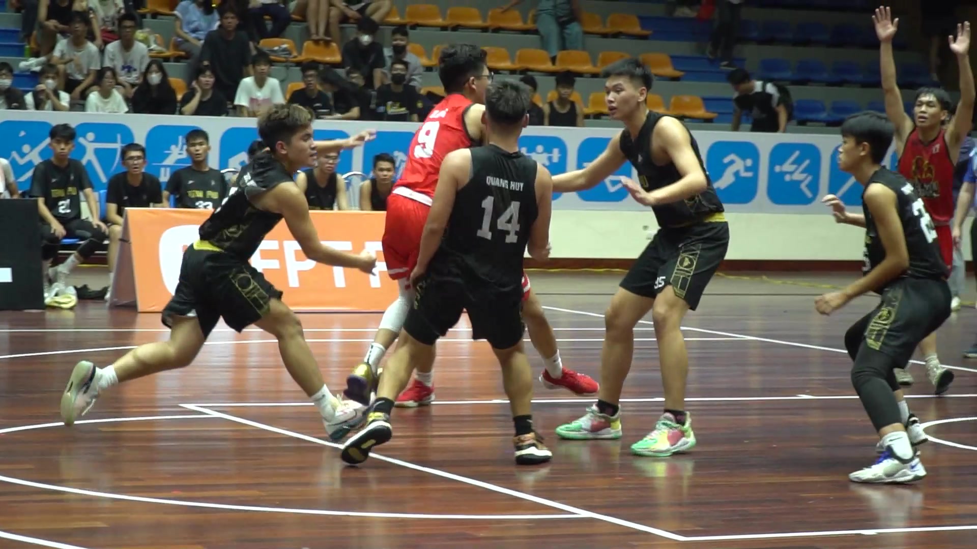 Last Friday's Night 🔥🔥🔥 ft. YÊN HOÀ BASKETBALL TEAM & Bóng rổ Trần Phú ...