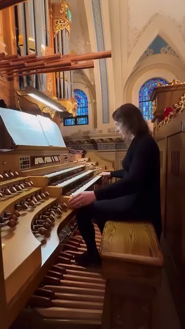J. S. Bach – Fugue in D, BWV 532 (excerpt) Dr. Kristina Rizzotto, organ ...