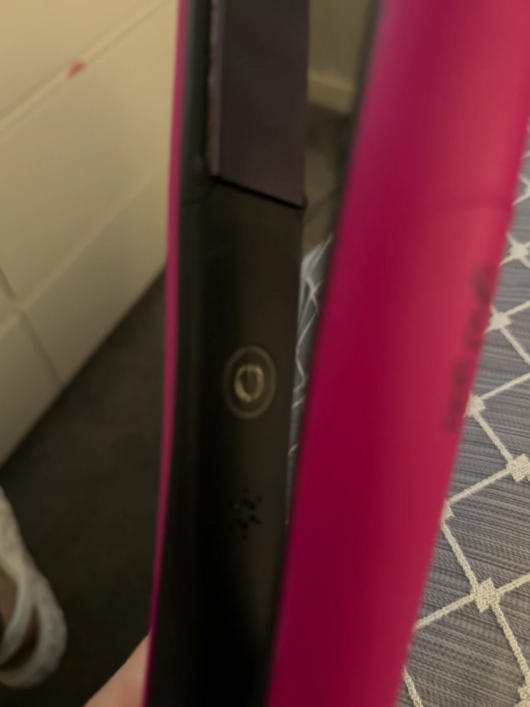 beeping ghd red light blinking